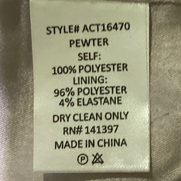 NWT Astr The Label Ayla Metallic Plisse Blazer - Picture 14 of 16